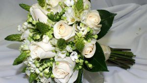 Ramo de Flores para novia, de Floristería San Lorenzo